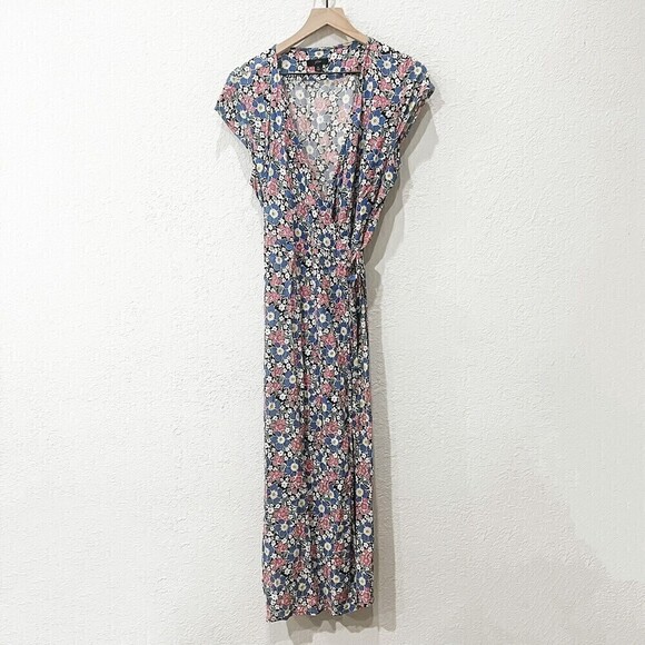 J. Crew Midi wrap dress in soft rayon pink-and-blue flowers size Medium - Picture 3 of 9